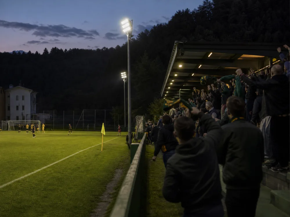 Tribuna durante una partita casalinga